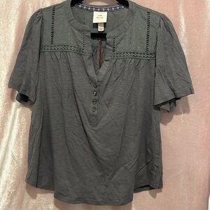 Knox Rose Eyelet Flutter sleeve Top